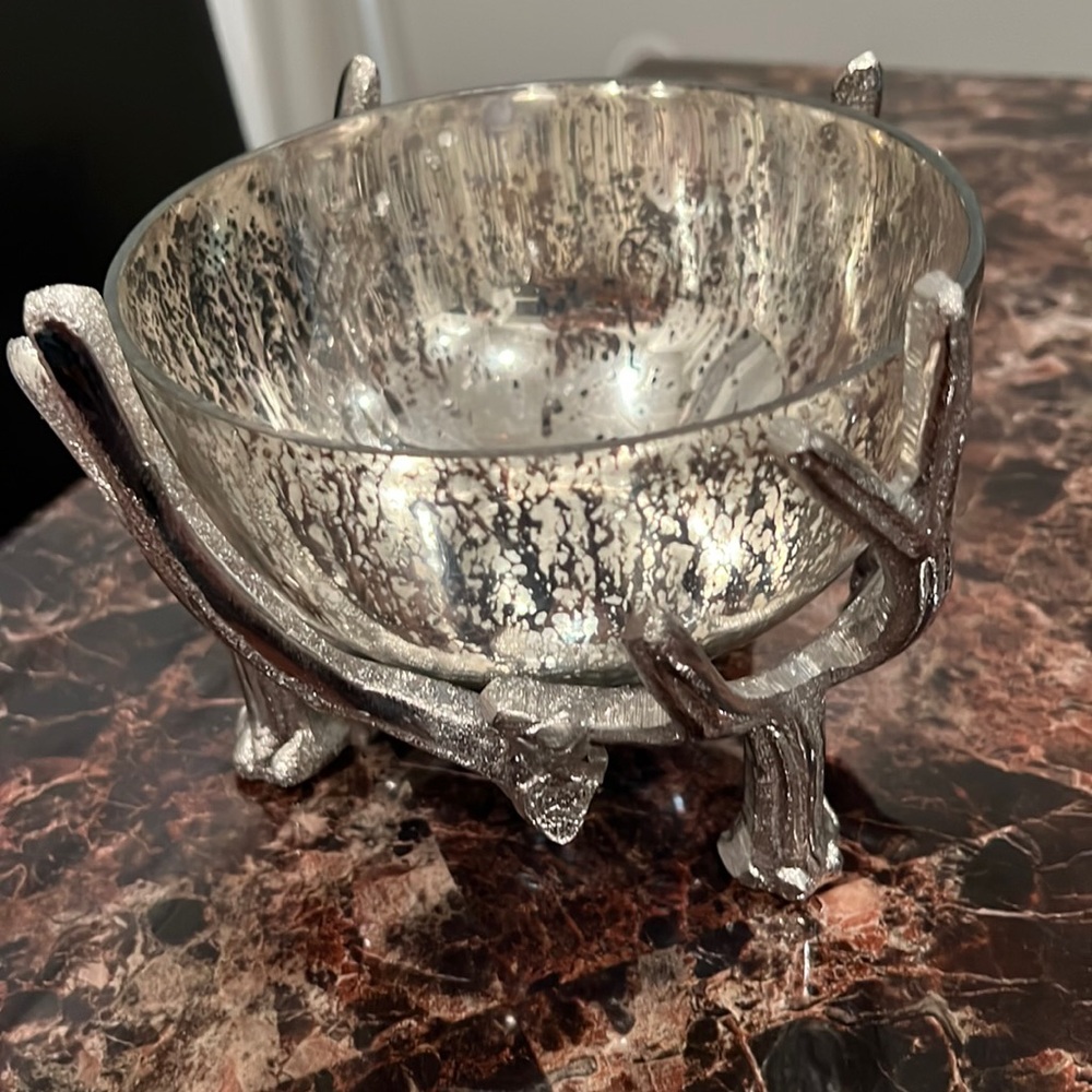Bowl center piece